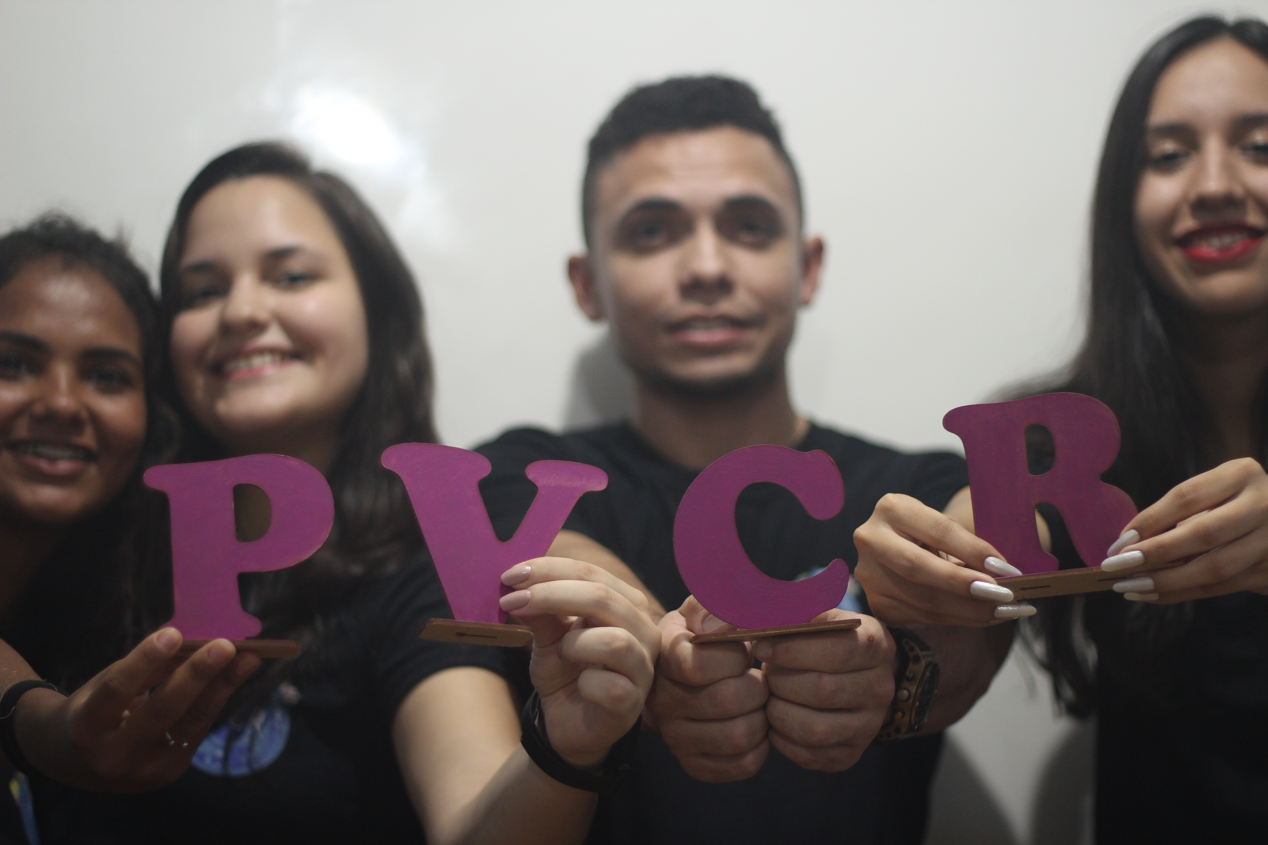 Moradores da Rocinha e alunos do Pré-Vestibular Comunitário aprovados na PUC-Rio