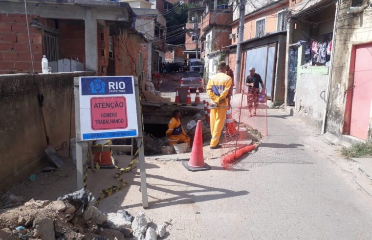 Prefeitura inicia obras no buraco em rua do Complexo do Alemão