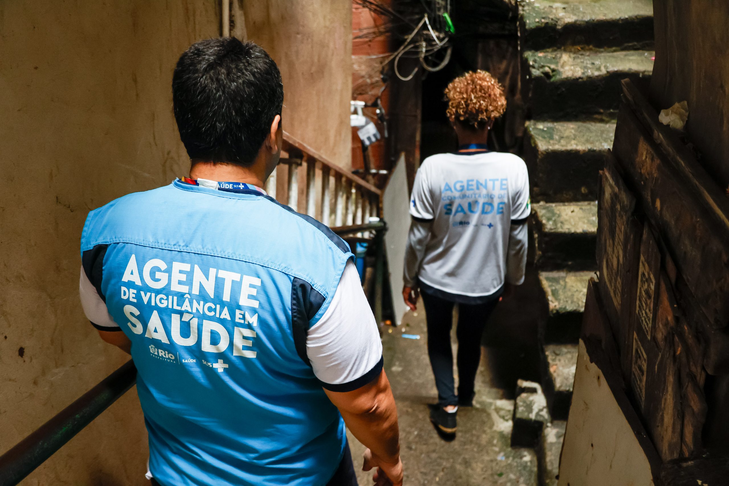 Heróis da Saúde: Agentes Comunitários e de Combate às Endemias atuam nas favelas do Rio de Janeiro